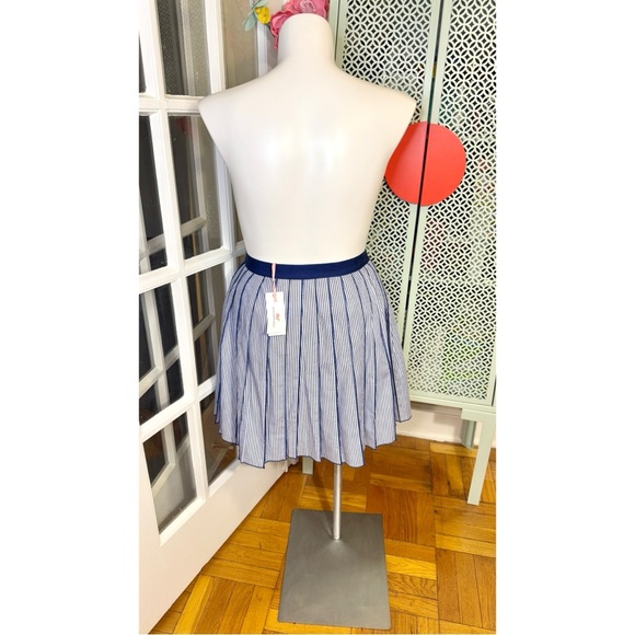 NWT Vineyard Vines Poplin Stripe Pleated Skirt in Spinnaker - Picture 2 of 10